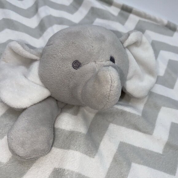 Carter’s Elephant Zig Zag Chevron Security Blanket Lovey Grey White 14” X 14” - Picture 2 of 9